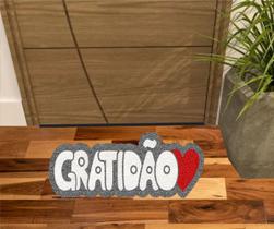 Tapete Decorativo Gratidão Com Coração No Formato Decoração. Tapete Decorativo Gratidão Com Coração No Formato Decoração.