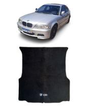 Tapete do Porta Malas Carpete BMW 330I 1998 a 2004 Com Logo Bordado Preto-500.653PTO Tapete do Porta Malas Carpete BMW 330I 1998 a 2004 Com Logo Bordado Preto-500.653PTO