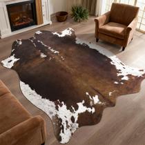 Tapete DweIke Estampa de Couro Bovino Sintético 140x158 cm Marrom Escuro