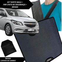 Tapete Emborrachado Porta Malas Onix 2012 a 2019 + 2 Capas Cinto Segurança Acessório Automotivo