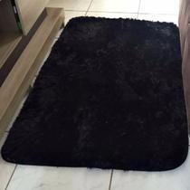Tapete Felpudo Peludo Macio Para Porta Beira da Cama 60x90 Preto