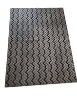 TAPETE FELTRO ZIG ZAG SALA 1,50 X 2,00m MARROM