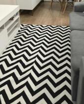 Tapete Jacquard 2,00 x 1,40 Para sala ou quarto Com base emborrachado- Zig Zag Preto e Branco