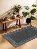 Tapete Lahome Modern Bordered 60x90cm cinza antiderrapante Tapete Lahome Modern Bordered 60x90cm cinza antiderrapante