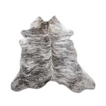 Tapete Médio Couro de Vaca - NMAM2 Tapete Médio Couro de Vaca - NMAM2