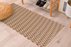 Tapete Passadeira 1,35MX50CM Zig Zag Caramelo Antiderrapante Para Quarto Sala ou Cozinha