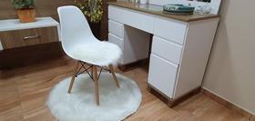 Tapete Redondo Em Pelucia Pelo Alto De 7cm Sem Forro - 140cm