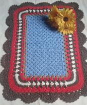 Tapete Retangular em crochê 01 unidade