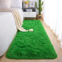 Tapete Runner Chicrug 61x152cm de pelúcia que não derrama grama verde