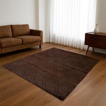 Tapete sala aveludado antiderrapante sofisticado roma marrom 2,00x2,40