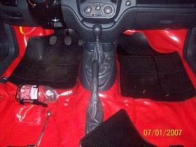 Tapete Venil Verniz Vermelho Para Celta 2006