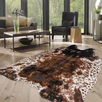 Tapete WARM HAVEN de Couro Bovino Sintético 158x213 cm Preto e Marrom Tapete WARM HAVEN de Couro Bovino Sintético 158x213 cm Preto e Marrom