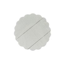 Tapetinhos branco fundo rendado para doces 9 cm. c/ 500 un. Tapetinhos branco fundo rendado para doces 9 cm. c/ 500 un.