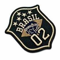 TBR095-075C Patch Brasil 2002 Bordado Pentacampeão Copa do Mundo 7,5 x 9 cm TBR095-075C Patch Brasil 2002 Bordado Pentacampeão Copa do Mundo 7,5 x 9 cm