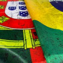 Tecido Bandeira de Cetim Brasil e Portugal 1,47x0,90cm CopadoMundo - Oasis Decor