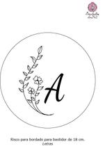 Tecido com risco para bordado livre com guia de pontos e tutoriais. Tecido com risco para bordado livre com guia de pontos e tutoriais.