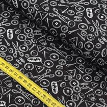 Tecido Estampado para Patchwork - Essentials Costura Fundo Preto (0,50x1,50)