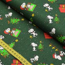 Tecido Estampado para Patchwork - Snoopy : Christmas Fundo Verde (0,50x1,40)