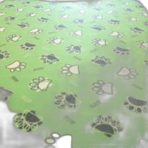 Tecido Malha Soft Estampada Patas Cinza E Branco Fundo Verde Tecido Malha Soft Estampada Patas Cinza E Branco Fundo Verde