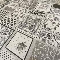 Tecido Plástico Térmico Estampado Patchwork Cinza - 1,40m Largura Tecido Plástico Térmico Estampado Patchwork Cinza - 1,40m Largura