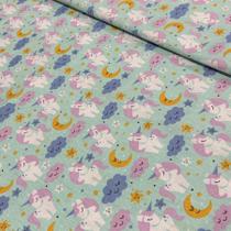 Tecido Tricoline 50cm x 1,50m Estampado Unicórnio Branco com detalhes em rosa e azul. Detalhes com lua, nuvem e estrelas. Fundo Verde Tiffany. 3336