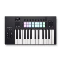 Teclado Controlador Novation Launchkey 25 MK4 25 Teclas