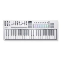 Teclado Controlador Novation Launchkey 49 Mk4 White