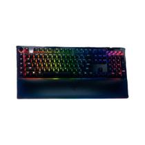 Teclado Gamer Razer Blackwidow V4 PRO, Chroma RGB, Switch Green, Layout US - RZ0304680200R3U