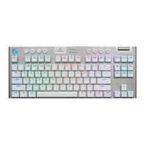Teclado Mecânico Gamer Sem Fio Logitech G915 X Lightspeed, Design TKL RGB Lightsync, USB ou Bluetooth e Switch GL Tactile, Branco - 920-012732