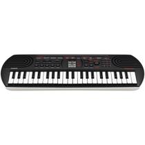 Teclado portátil Casio Casiotone SA-81 de 44 teclas com mini teclas