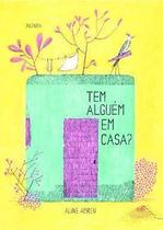 Tem Alguem em Casa Tem Alguem em Casa