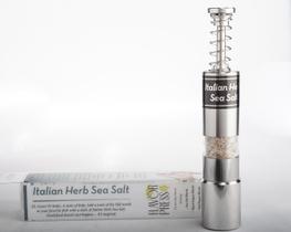 Temperos inspirados no moedor de temperos, ervas italianas, sal marinho