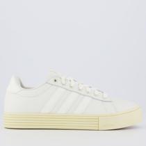 Tênis Adidas Daily 4.0 Branco e Bege