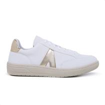 Tenis Branco Escolar com Ouro Resistente Estiloso Tenis Branco Escolar com Ouro Resistente Estiloso