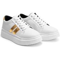 Tênis Branco Feminino com Detalhe Dourado e Sola Anti-Derrapante Tênis Branco Feminino com Detalhe Dourado e Sola Anti-Derrapante