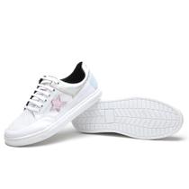 Tênis Casual Amanda Block com Cadarço Perfuros Detalhe Lateral e Sola Borracha