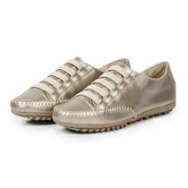 Tênis Casual em Couro Ec Shoes com Elástico Costura Manual e Sola Borracha