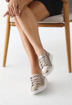 Tênis Casual Feminino Metalizado Prata Velha Couro Legítimo