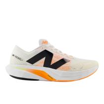 Tênis de Corrida New Balance Fuelcell Rebel V4 Masculino