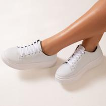 Tenis Feminino Branco Casual Sola Alta Plataforma. Tenis Feminino Branco Casual Sola Alta Plataforma.