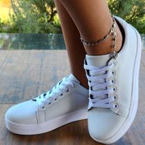 Tenis Feminino Branco. Classico Casual Para o Dia a Dia.