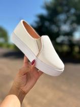 Tenis Feminino calce fácil Slip On