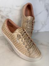 Tenis feminino casual byara tramado dourado Tenis feminino casual byara tramado dourado