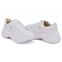 Tênis Feminino Chunky Casual com Pedraria Moderno Confortável Off White Tênis Feminino Chunky Casual com Pedraria Moderno Confortável Off White