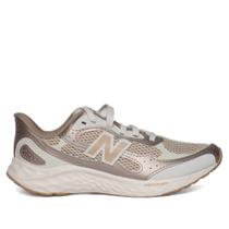 Tênis Feminino New Balance V4 Fresh Foam Bege/Branco Off Tênis Feminino New Balance V4 Fresh Foam Bege/Branco Off