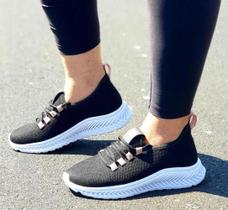 Tenis Feminino Preto Esportivo para Caminhada Leve e Confortavel Tenis Feminino Preto Esportivo para Caminhada Leve e Confortavel