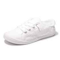 Tênis femininos BENEKER Slip On Canvas, de cano baixo, brancos