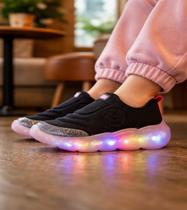Tênis Infantil Luz led Bibi Roller Celebration 3.0 Menina Preto e Rosa Tênis Infantil Luz led Bibi Roller Celebration 3.0 Menina Preto e Rosa