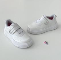 Tênis Infantil Pampili Branco Menina Casual Esportivo Fashion Conforto tiras autocolantes Com Pingente