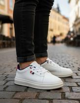 Tênis Juvenil Casual Blitzz com Detalhes Tricolores Menino